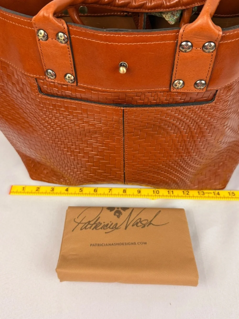 Patricia Nash Emilion Wavy Leather Woven Embossed Tote Purse Tan with Scarf New